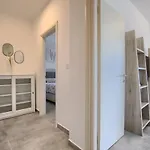 Modern Two Bedroom Apartment “Sky View” In Stinjan